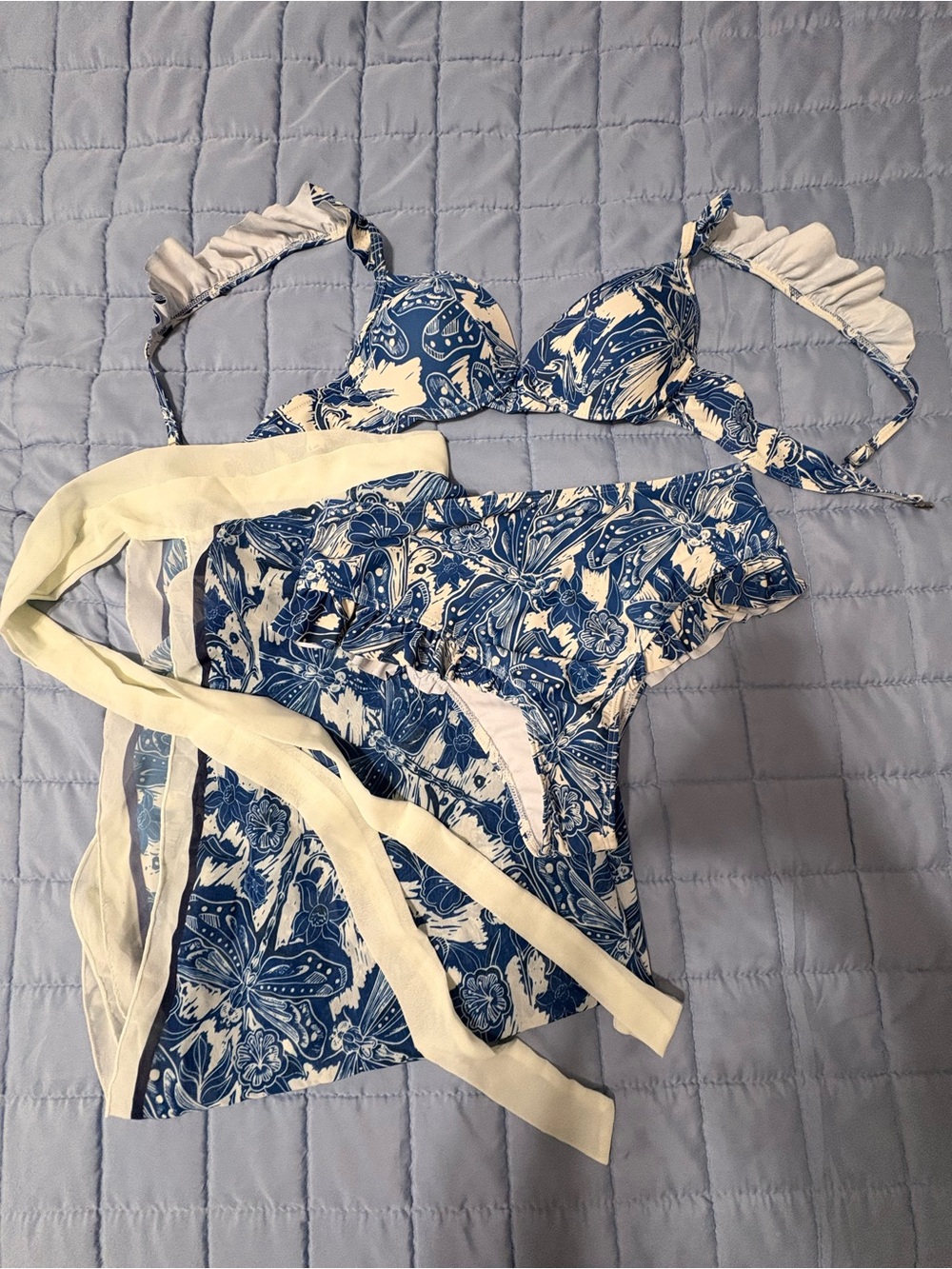Blue Floral Ruffled Three piece bikini set